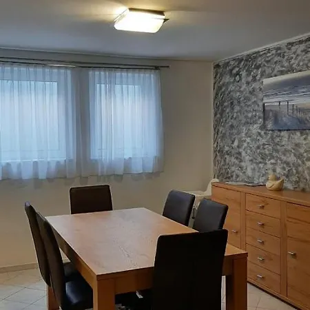 Moderne Souterrainwohnung Appartement *