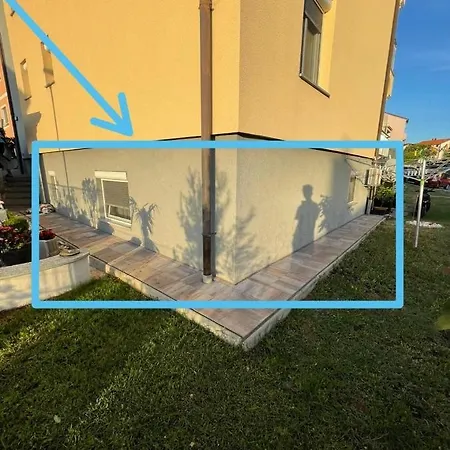 Moderne Souterrainwohnung Апартаменты Цриквеница